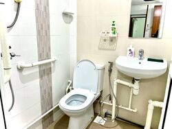 Blk 421 Bukit Batok West Avenue 2 (Bukit Batok), HDB 3 Rooms #402745221